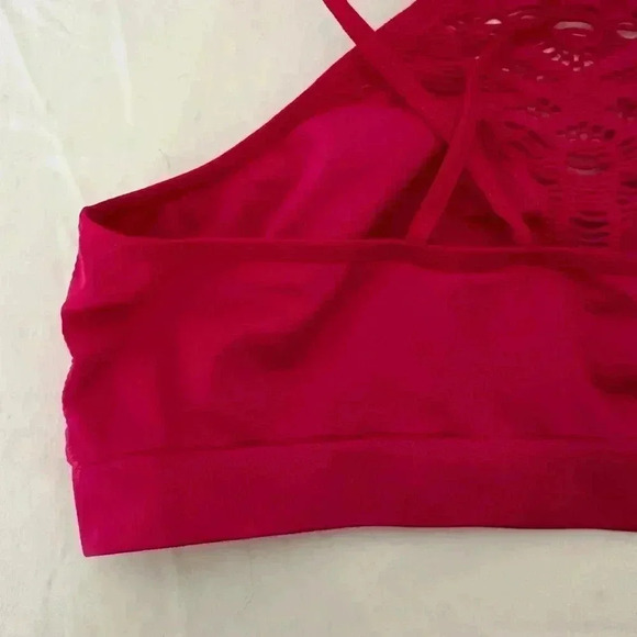 Victoria's Secrets Seamless Pink High Neck Cut Out Strappy Bralette. Medium - Picture 5 of 9